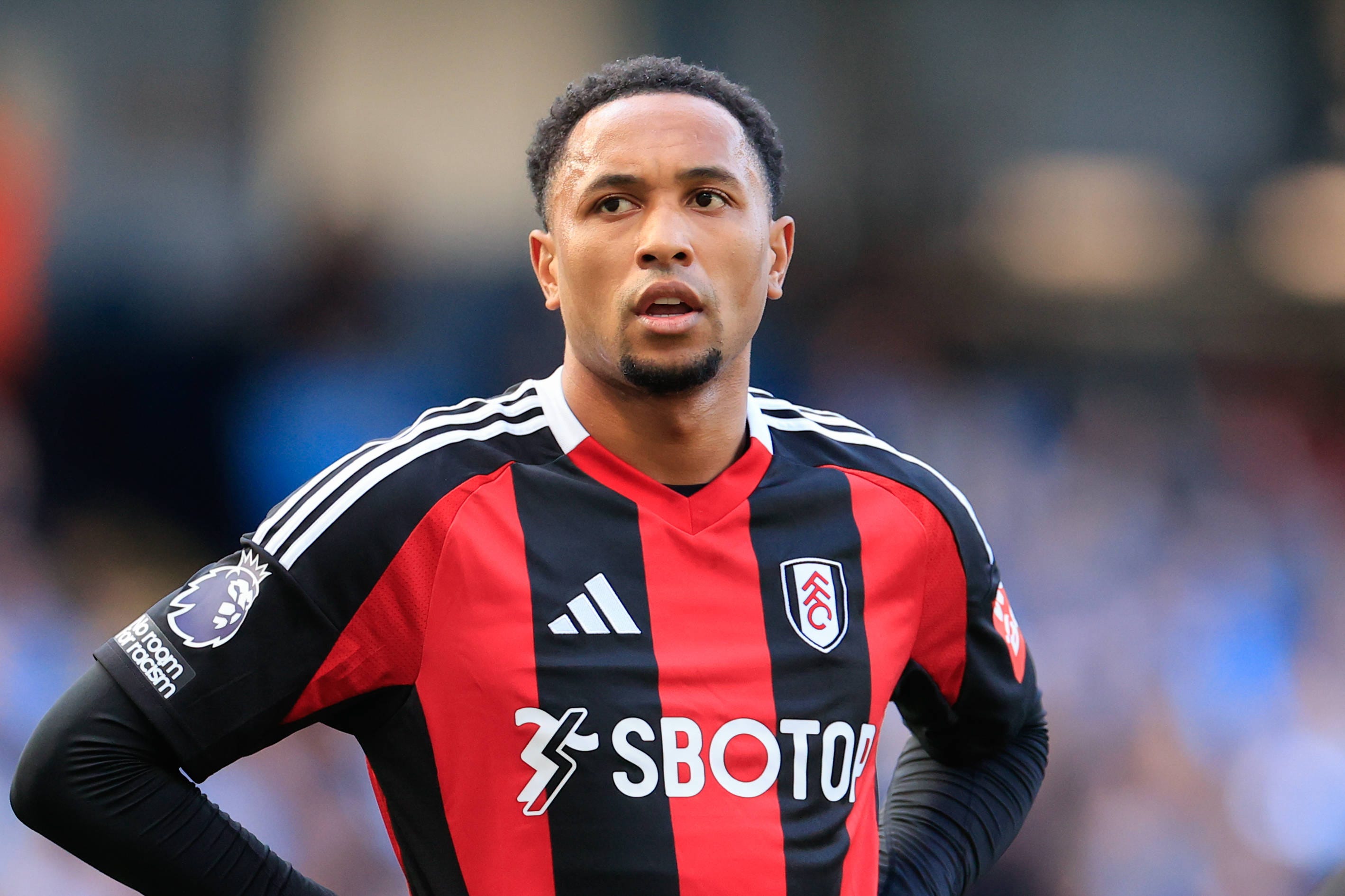 Kenny Tete - Vai Trò Quan Trọng Trong Hệ Thống Phòng Ngự Ổn Định Kenny Tete - Vai Trò Quan Trọng Trong Hệ Thống Phòng Ngự Ổn Định