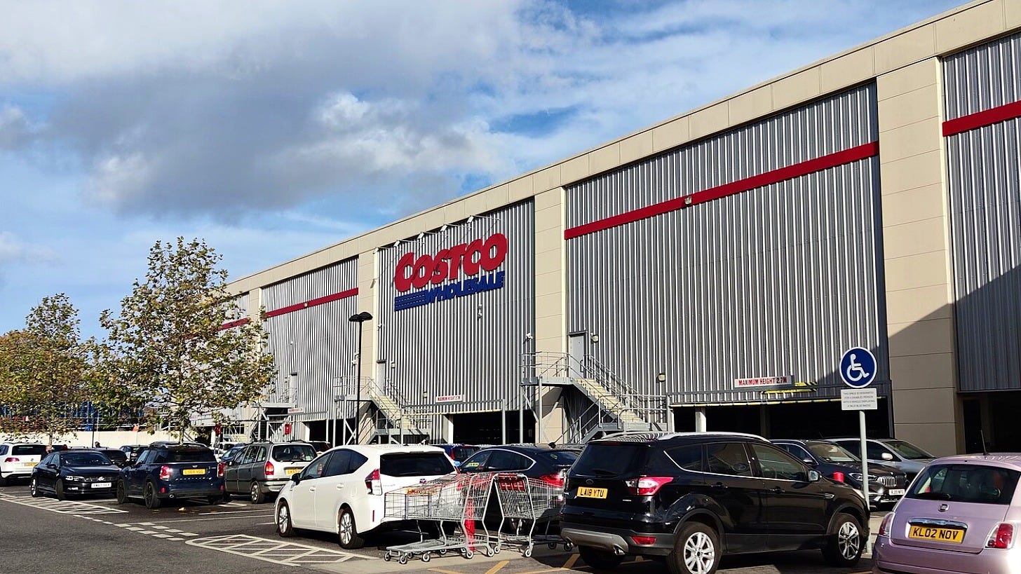 A Costco warehouse. Image: James Emmans via Wikimedia Commons