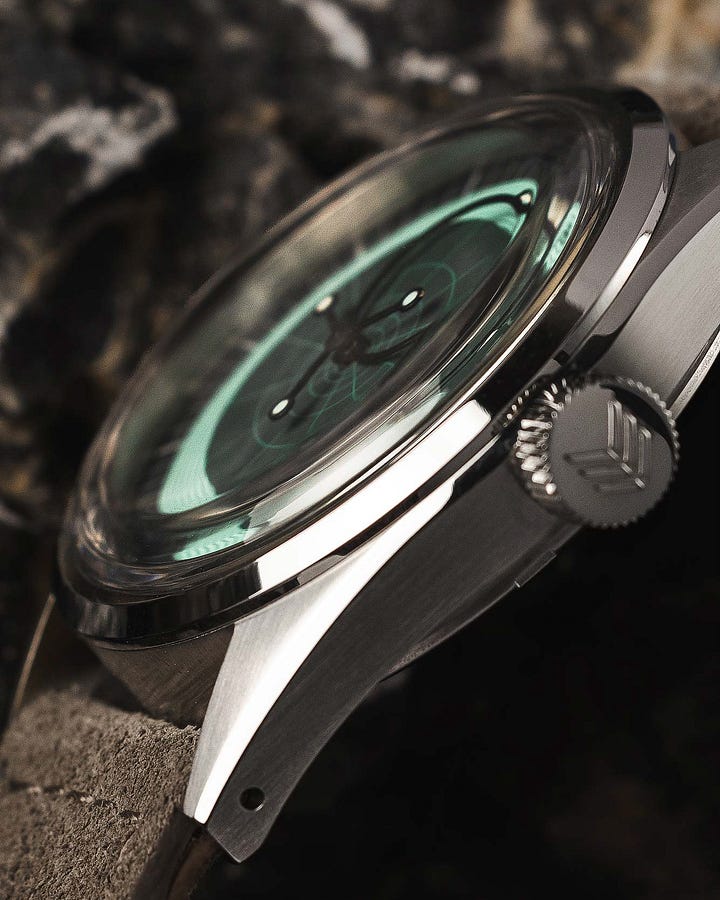 Review: The Lorier x Worn & Wound Astra Stargazer