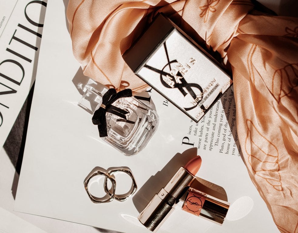 Curating Your Signature Style Curating Your Signature Style