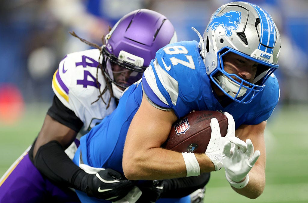 Projecting what a contract extension could look like for Lions TE Sam LaPorta