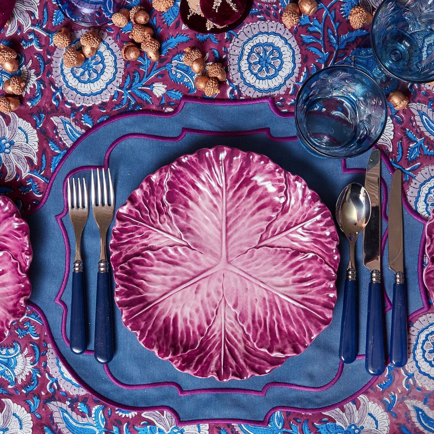 Serena Aubergine Cabbage Dinner Plate
