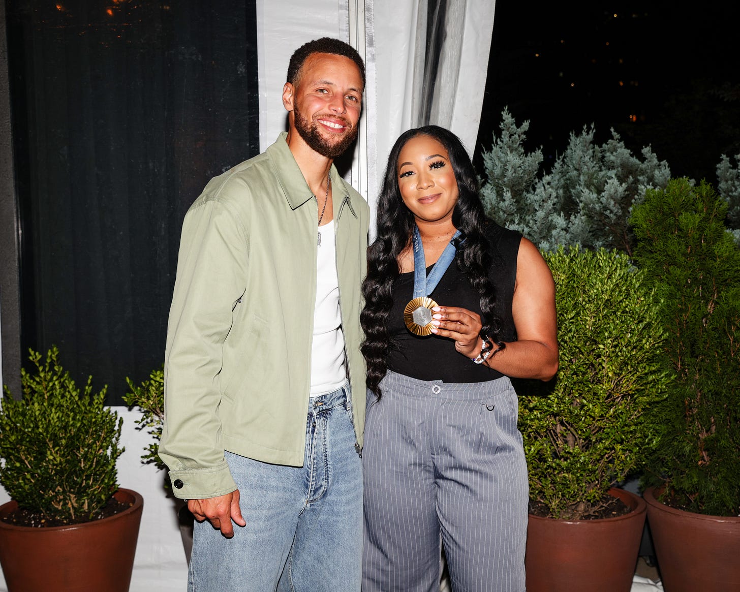 Stephen Curry and Khristina Williams at the WNBA on Prime Video launch dinner at Brooklyn Museum Stephen Curry and Khristina Williams at the WNBA on Prime Video launch dinner at Brooklyn Museum