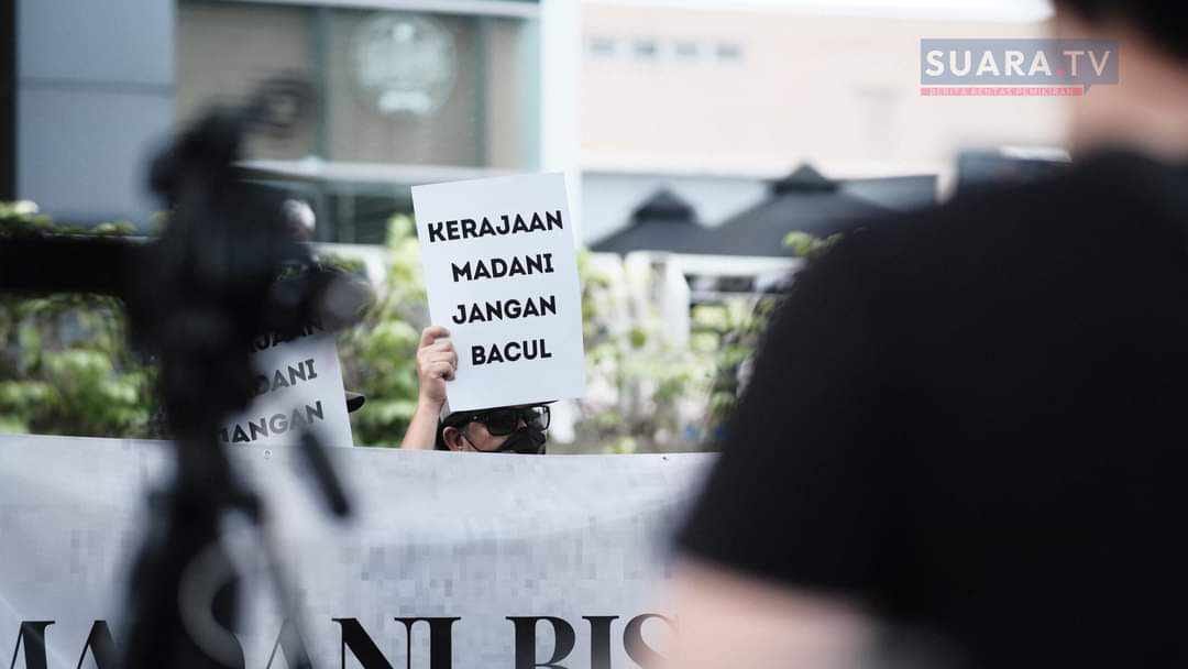 No description available. No description available.