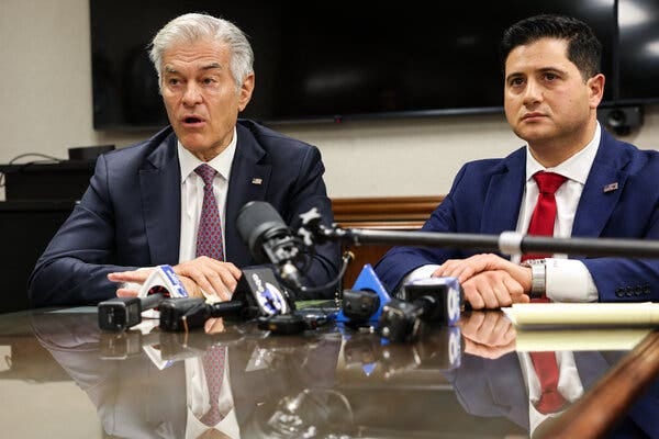 Judge Blocks Trump Officials From Freezing Billions in Social Services  Funds: Live Updates - The New York Times