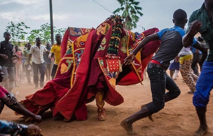5 Feared Dead As Hoodlums, Masquerade Clash in Ibadan