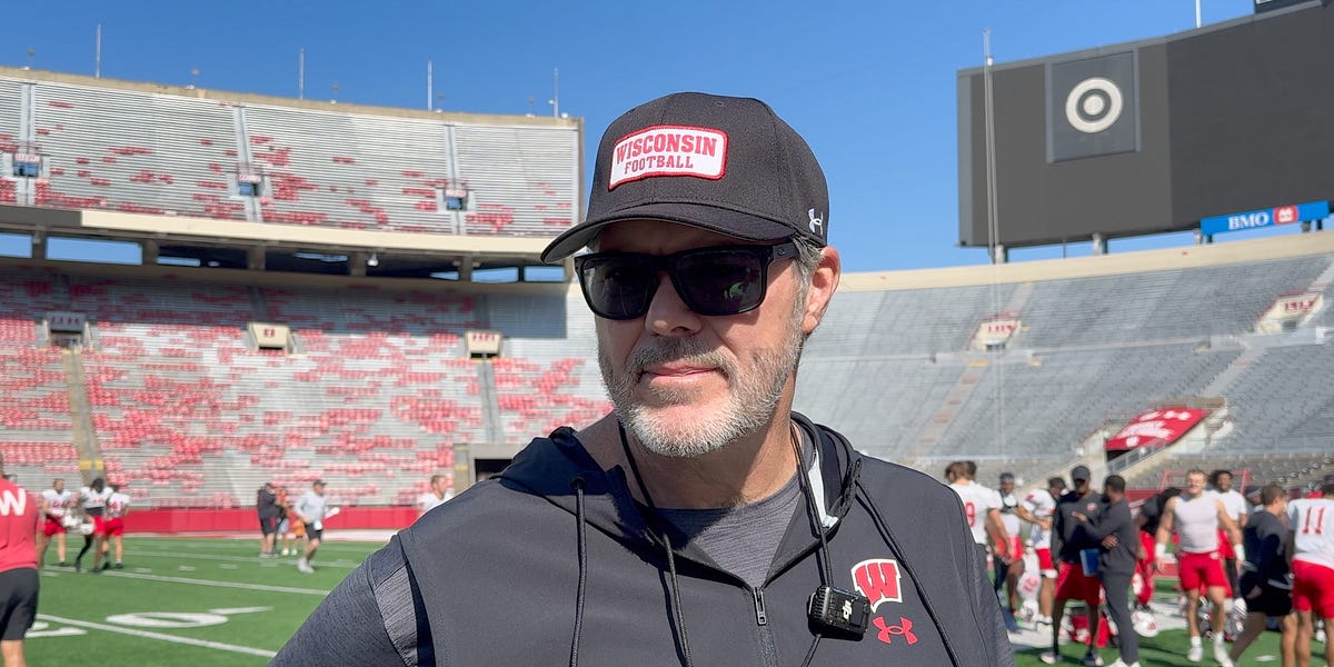 Jeff Grimes: Wisconsin football backup quarterback competition ‘on-going’