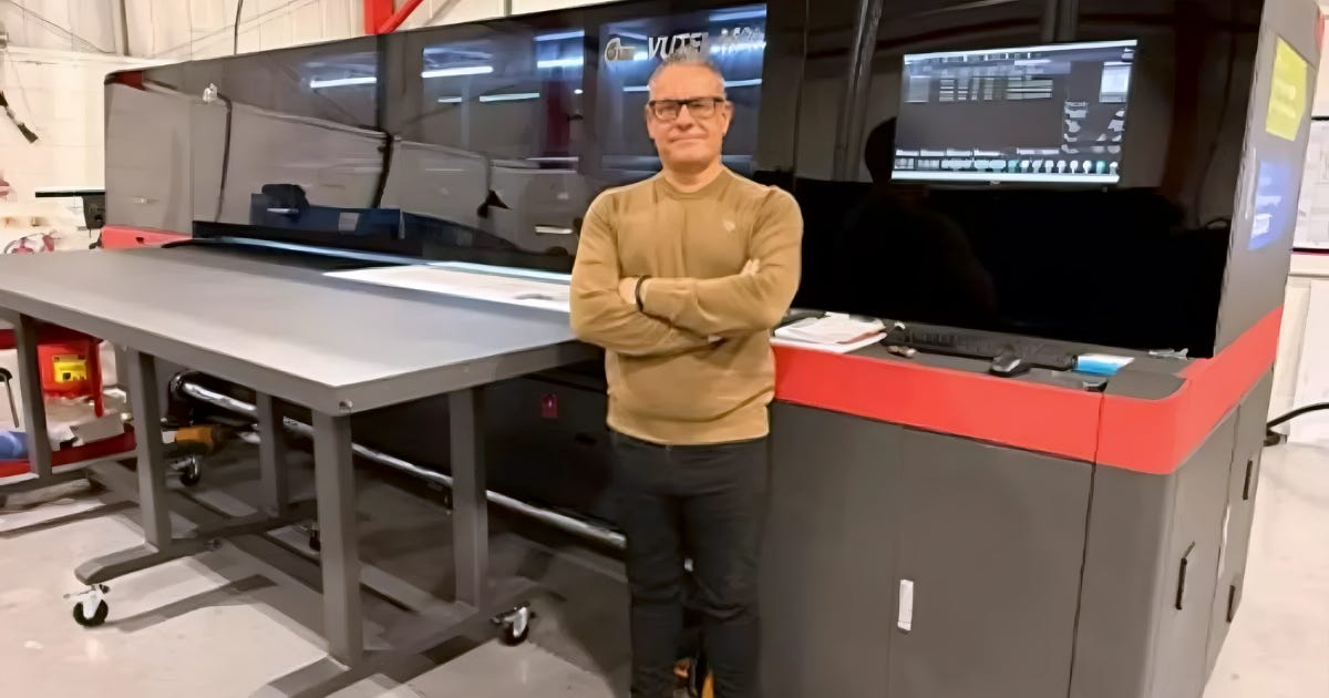 John E Wright Installs EFI VUTEk M3h, Replacing a 12-Year Platform After Two-Year Evaluation