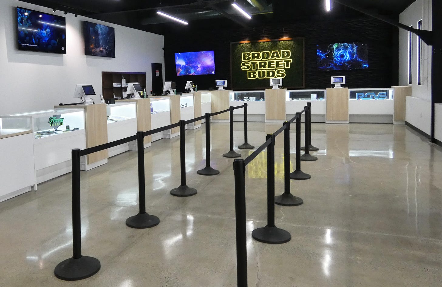 2nd recreational marijuana shop opens on Pennsylvania border in Phillipsburg  - lehighvalleylive.com