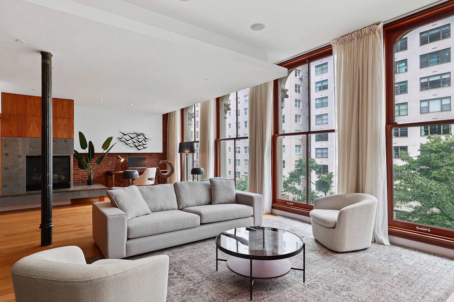 Lightbox Image Lightbox Image