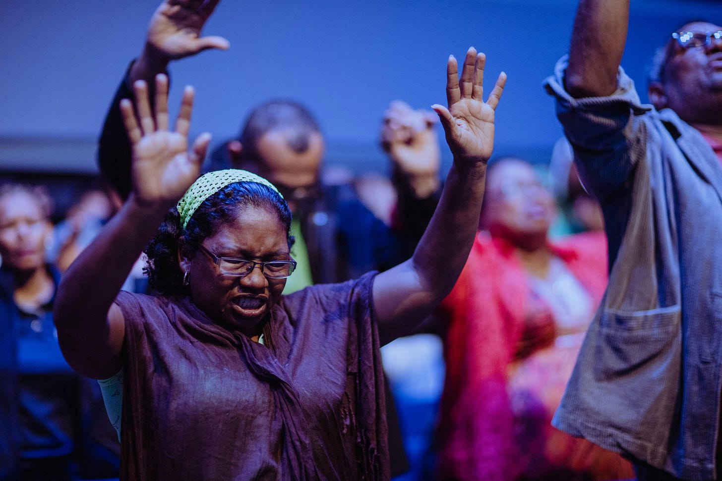 Prayer Meeting Photos, Download The BEST Free Prayer Meeting Stock Photos &  HD Images