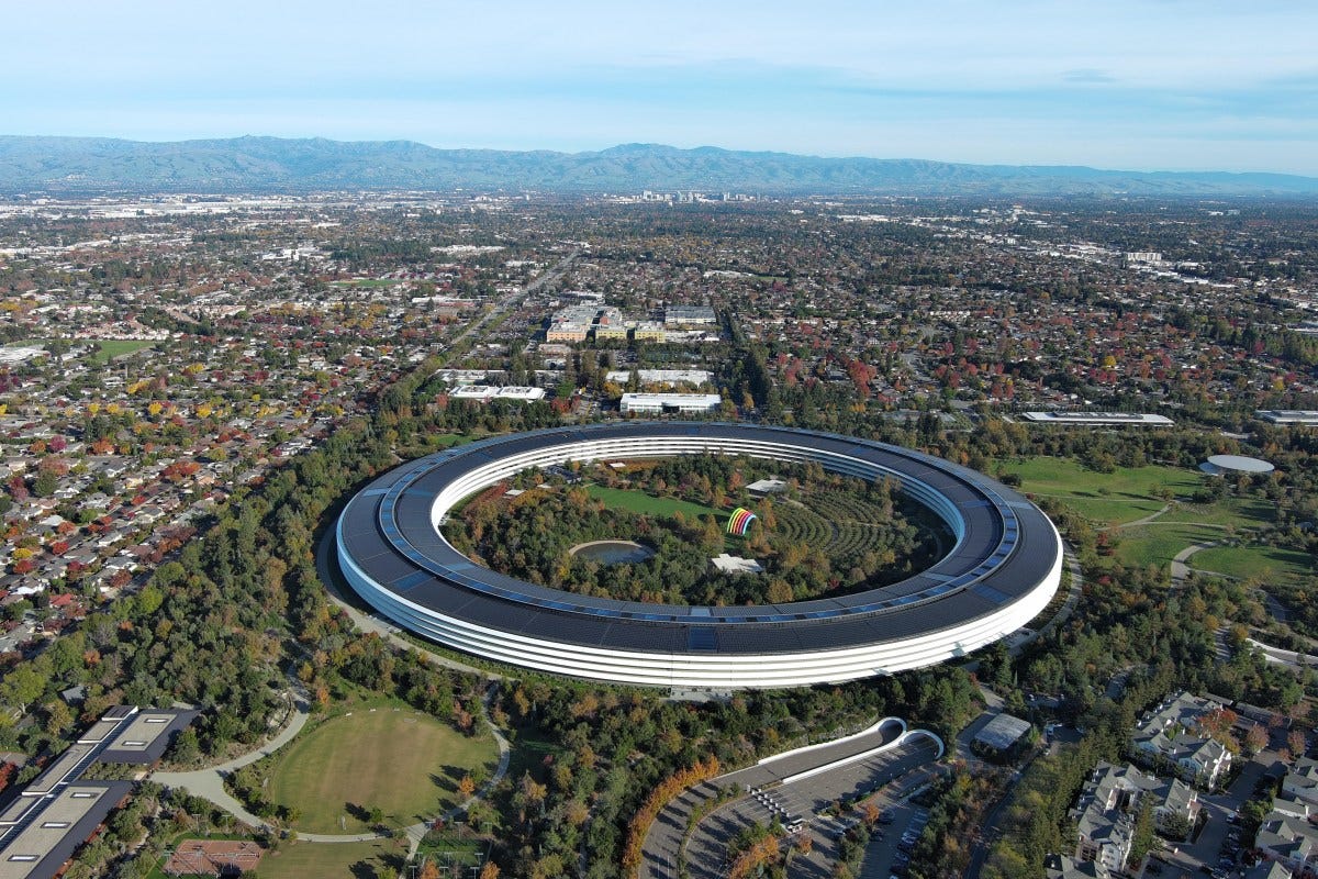 Apple zieht gegen Ex-Mitarbeiter vor Gericht: Datendiebstahl für OpenAI Apple zieht gegen Ex-Mitarbeiter vor Gericht: Datendiebstahl für OpenAI