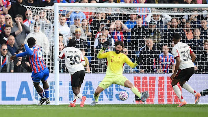 Liverpool Player Ratings vs. Crystal Palace: Reds Beaten by Last-Gasp  Strike in 2–1 Defeat