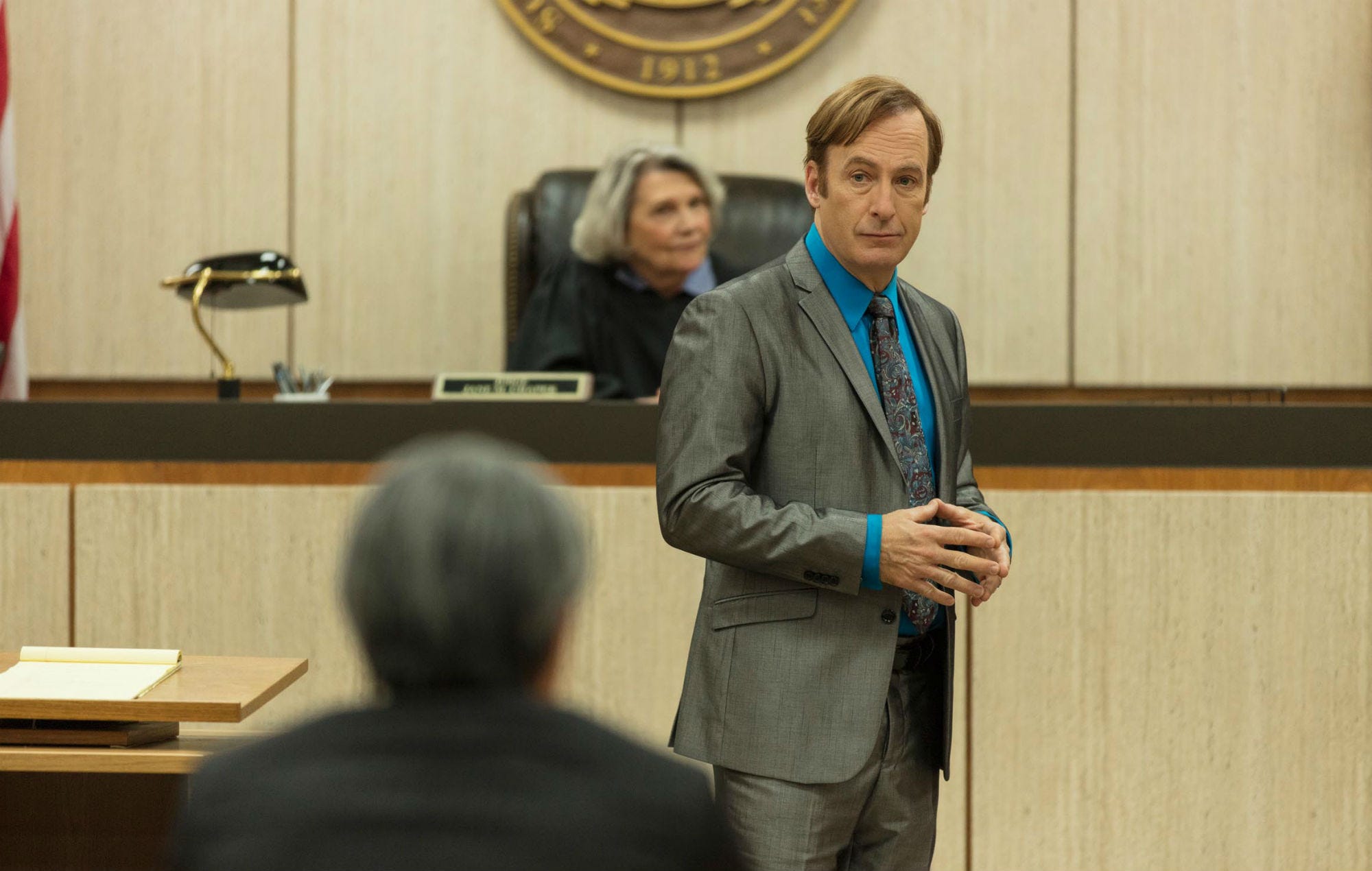 Bob Odenkirk desmaia nas gravações de “Better Call Saul” e é levado para o  hospital