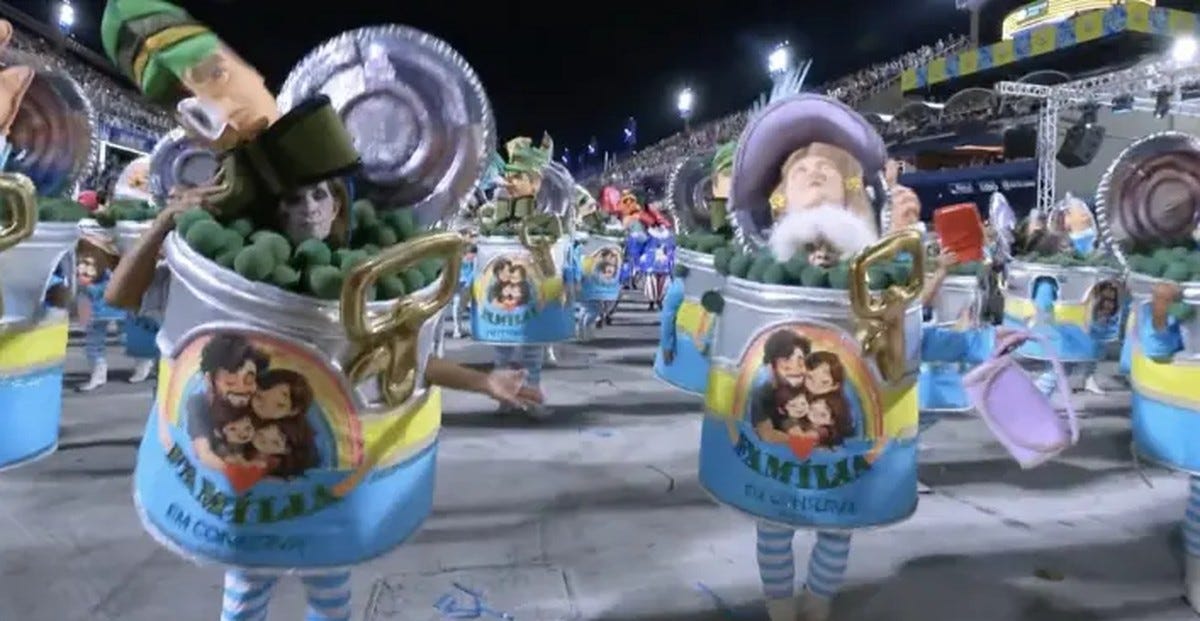 Direita reage à fantasia de 'família em conserva' em desfile que homenageou  Lula: 'Zombaria com evangélicos'