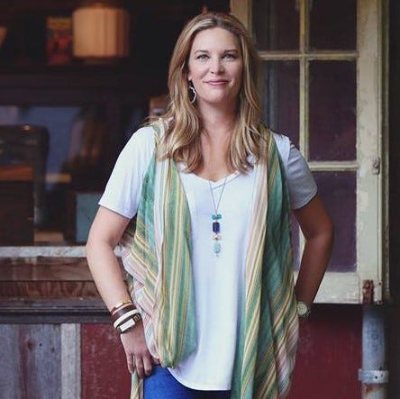 19731901_1331071523658506_6647410358510210005_n (2).jpg