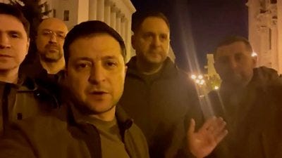 Ukraine conflict: President Zelensky vows to defend independence - BBC News