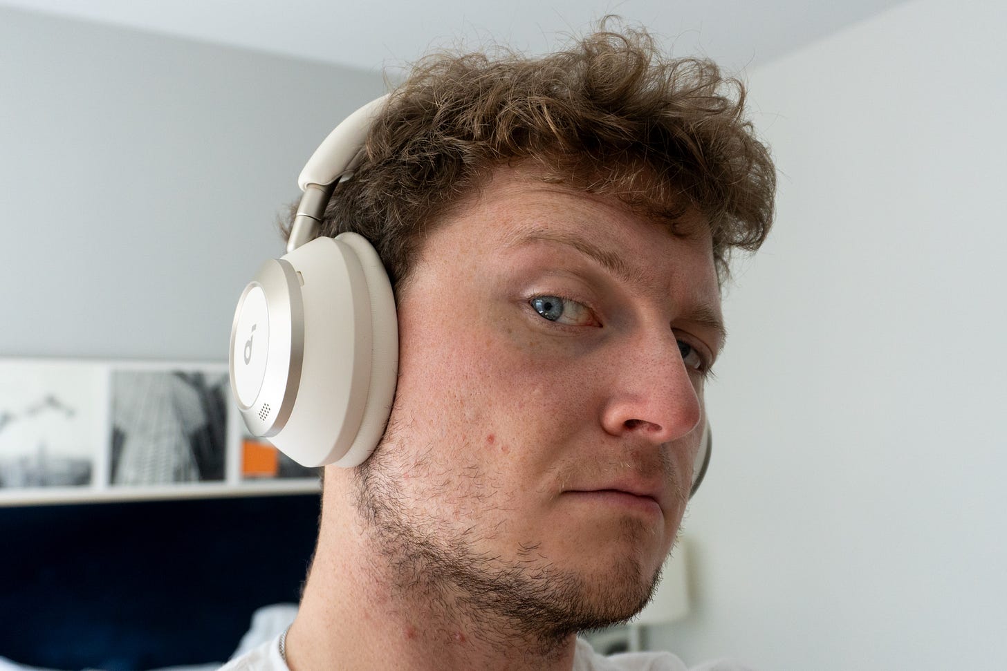 Anker Soundcore Space One Pro on head Anker Soundcore Space One Pro on head