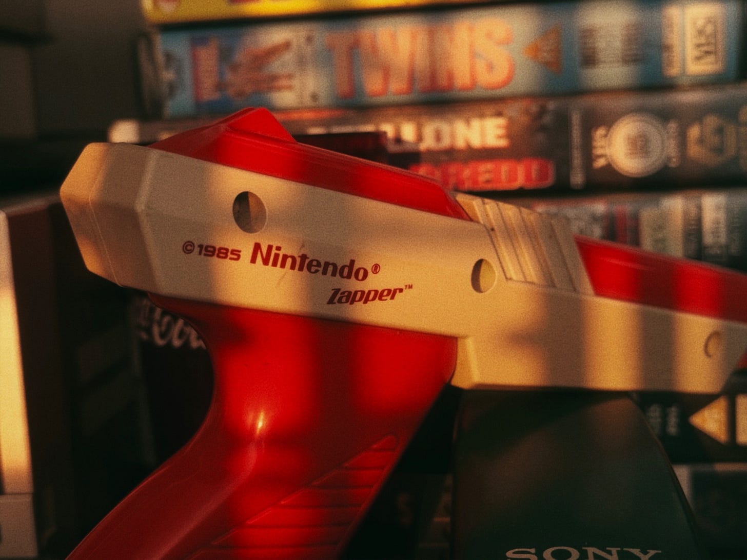 Duck Hunt NES Zapper | Photo by John Toma (That 80s Dude)