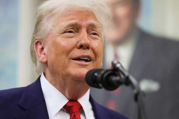 Ông Trump cân nhắc đánh thuế quan kiểu khác, được gì mất gì? - Ảnh 1. thuế quan - Ảnh 1.