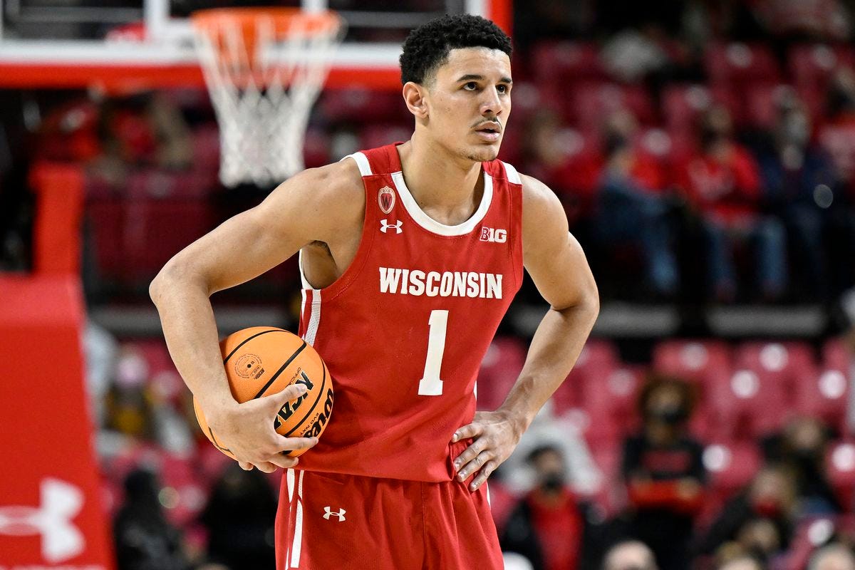 Report: The Spurs have conducted a pre-draft interview with Johnny Davis -  Pounding The Rock