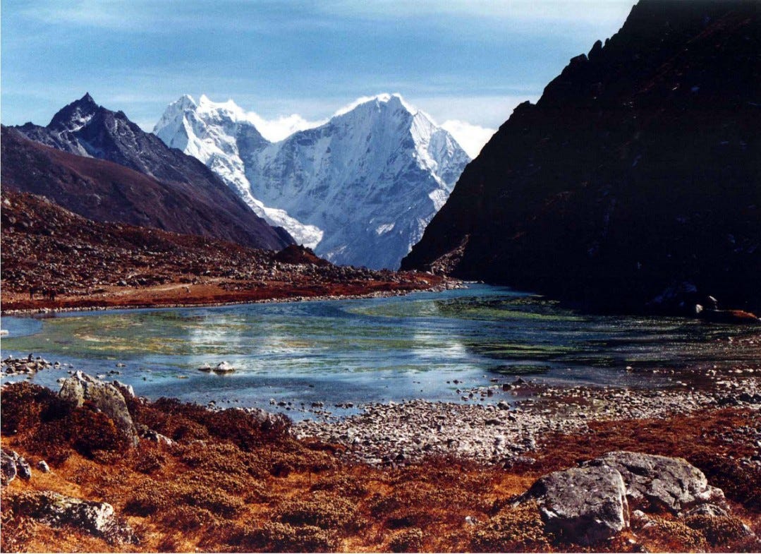Lago sagrado de Gokyo Lago sagrado de Gokyo