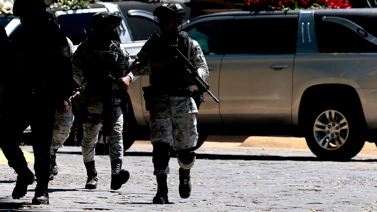 What Happens After You Decapitate The Kingpin?