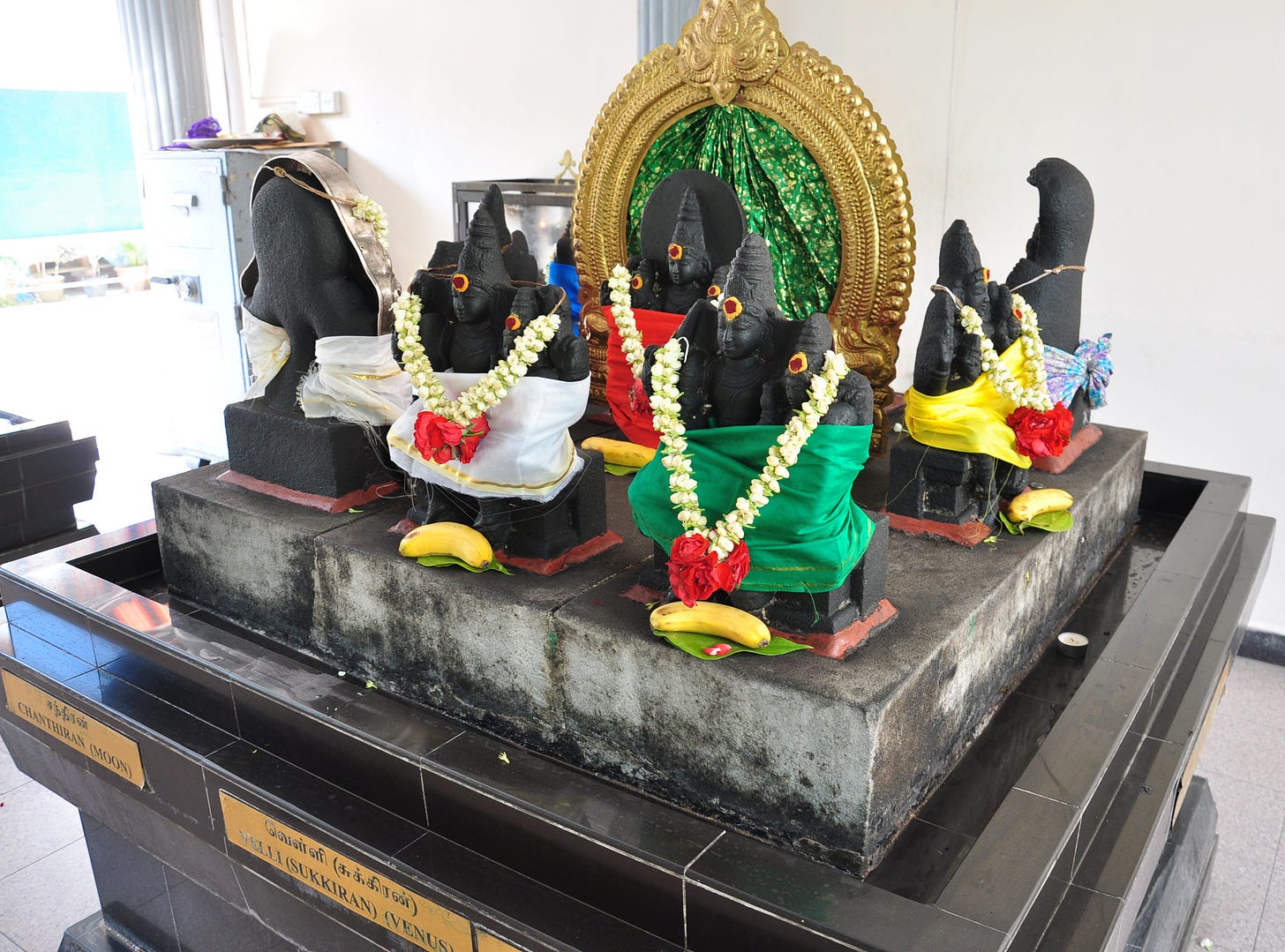File:Navagraha RuthraKaliamman.jpg - Wikimedia Commons