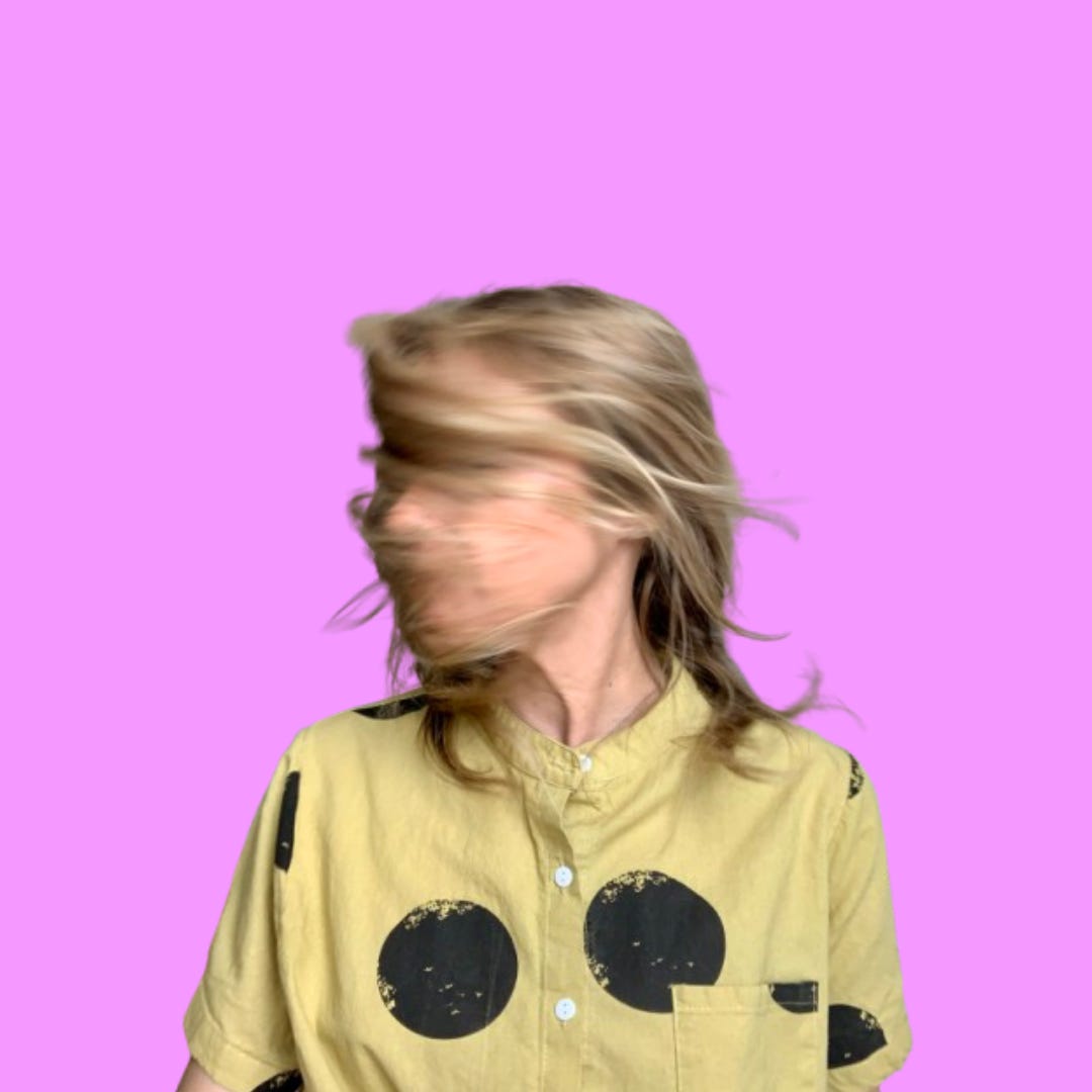 Lindsey Mack's Substack logo