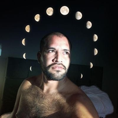 Substack profile picture for @johanny