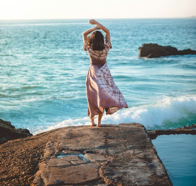 The Art of Reinvention: Embracing Change & Redefining Your Midlife Journey