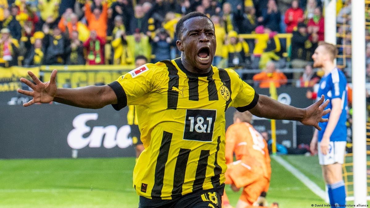 Dortmund win Revierderby against Schalke – DW – 09/17/2022