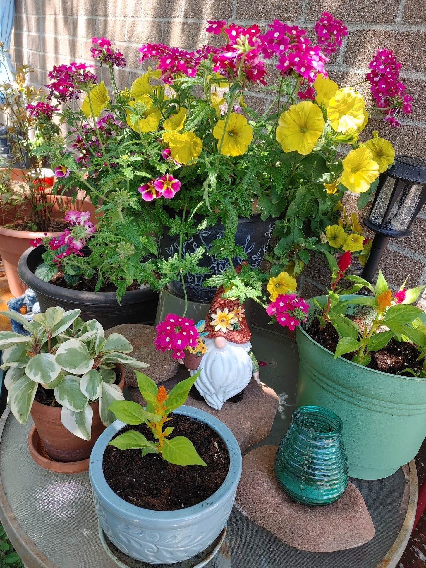 No description available.