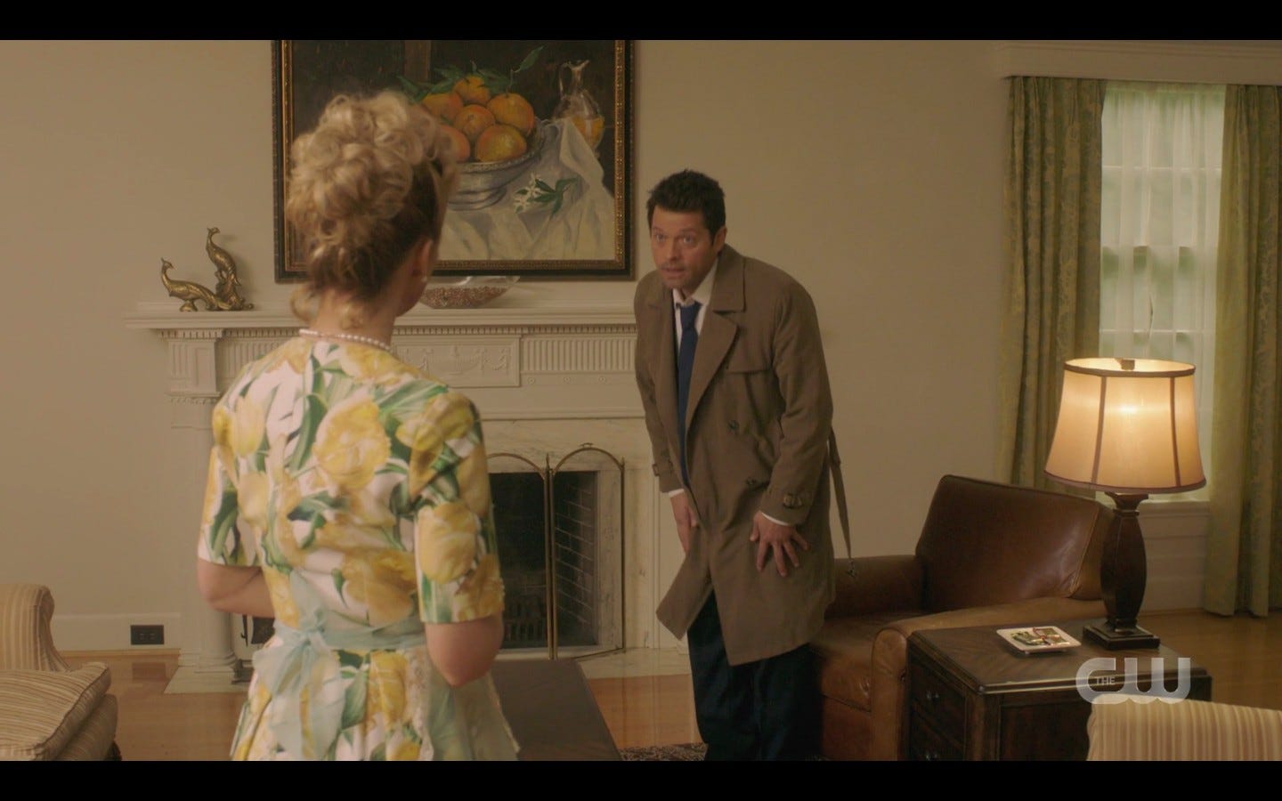 Castiel about to sit in Mrs Smiths husband chair SPN 1415 Castiel about to sit in Mrs Smiths husband chair SPN 1415