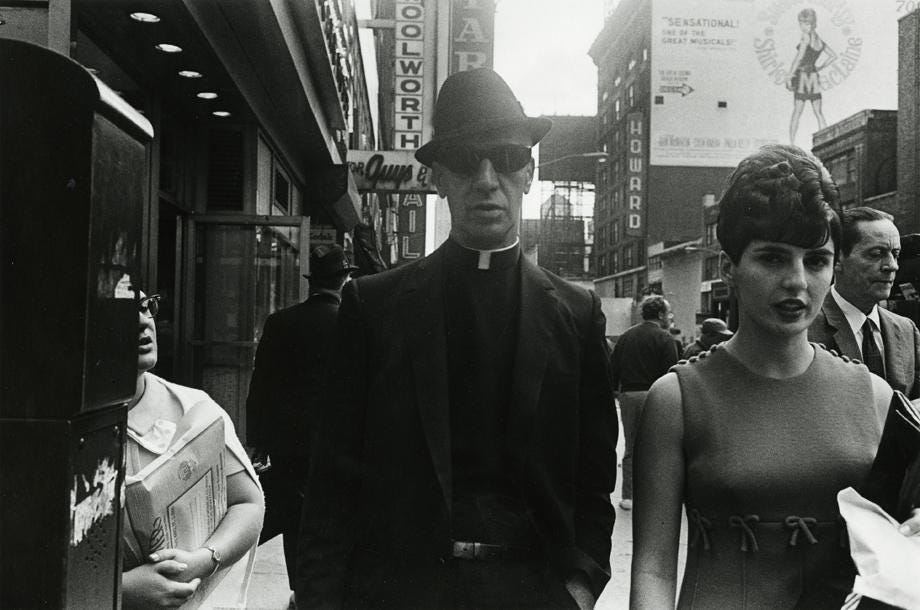 Paul McDonough: “New York City 1968-1972” documents the quirky nature of  New York street photography (PHOTOS).
