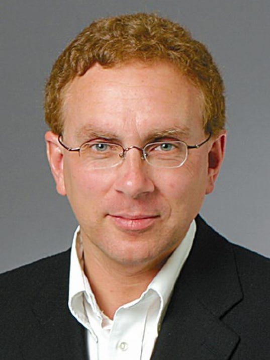 Author John Nichols to speak at Sheboygan Democrats Picnic