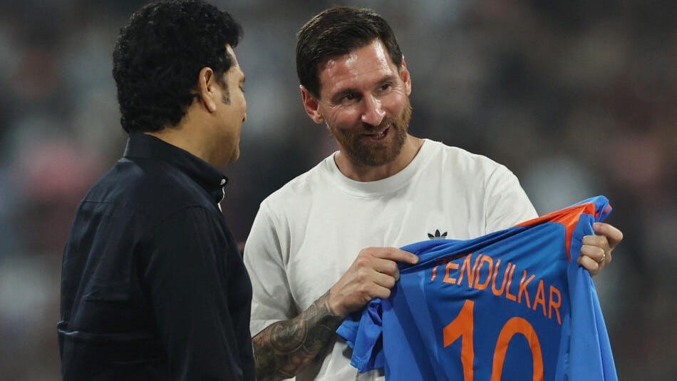 Messi, Tendulkar come together as Wankhede adds another glorious chapter