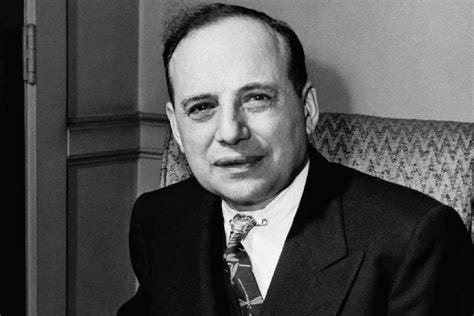 Cinco dicas de Benjamin Graham para você investir melhor Cinco dicas de Benjamin Graham para você investir melhor