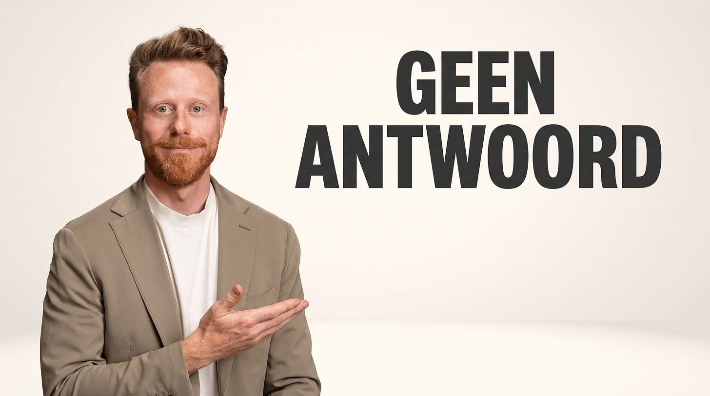 David Maij wijst met open hand naar de tekst GEEN ANTWOORD