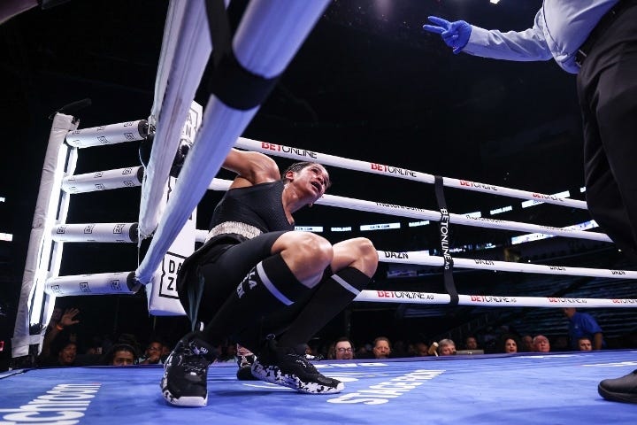 Photos: Alejandra Guzman Shocks Ramla Ali With One-Punch Knockout - Boxing  News