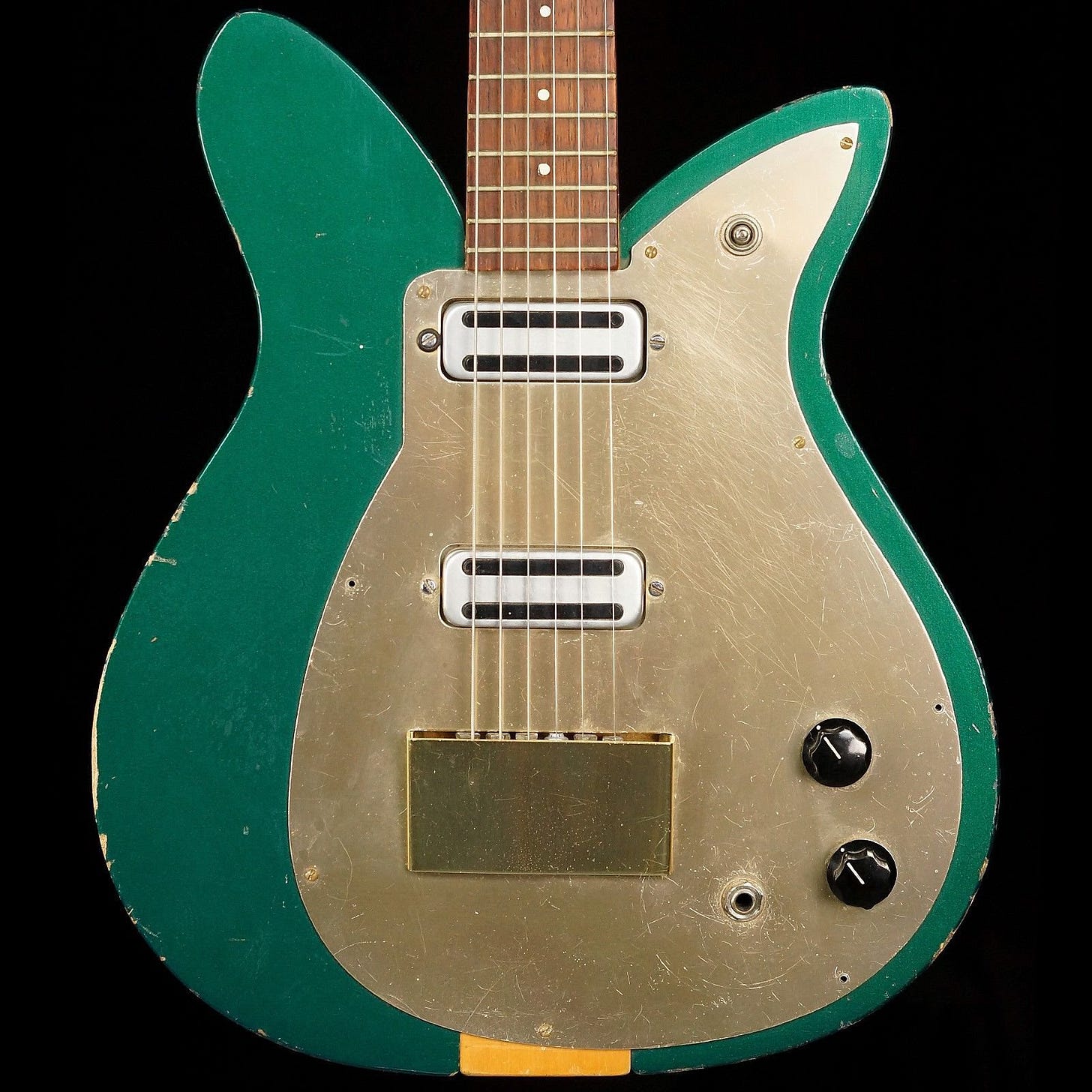 Timeline: The Evolution of the Rickenbacker 450