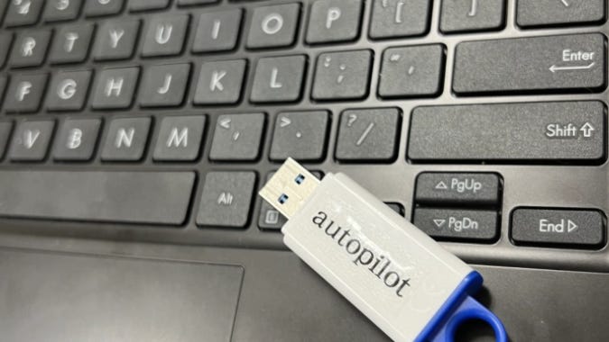 Mass Deployment of AutoPilot From Scratch (Zero Touch USB