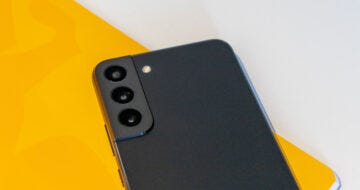 Samsung Galaxy S22+; zdroj: Dotekománie.cz