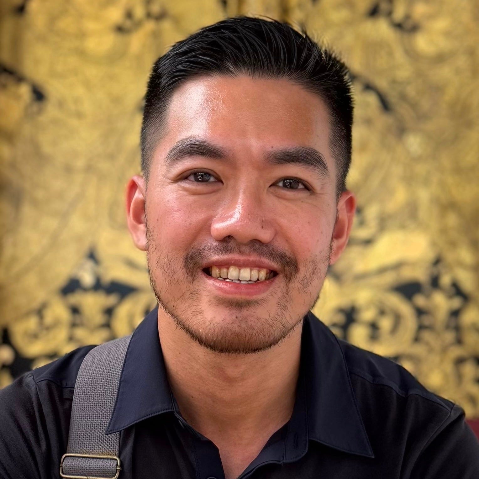 Jianhong Shen