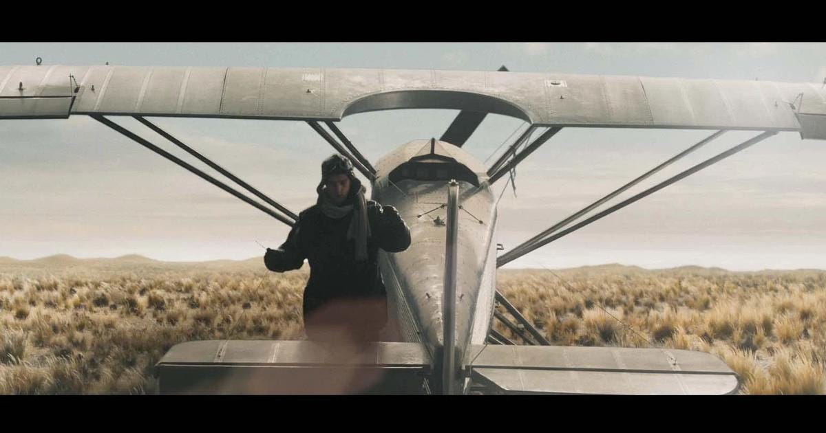 Saint-Ex : Louis Garrel et Vincent Cassel, héros de la bande-annonce du  film sur Saint-Exupéry