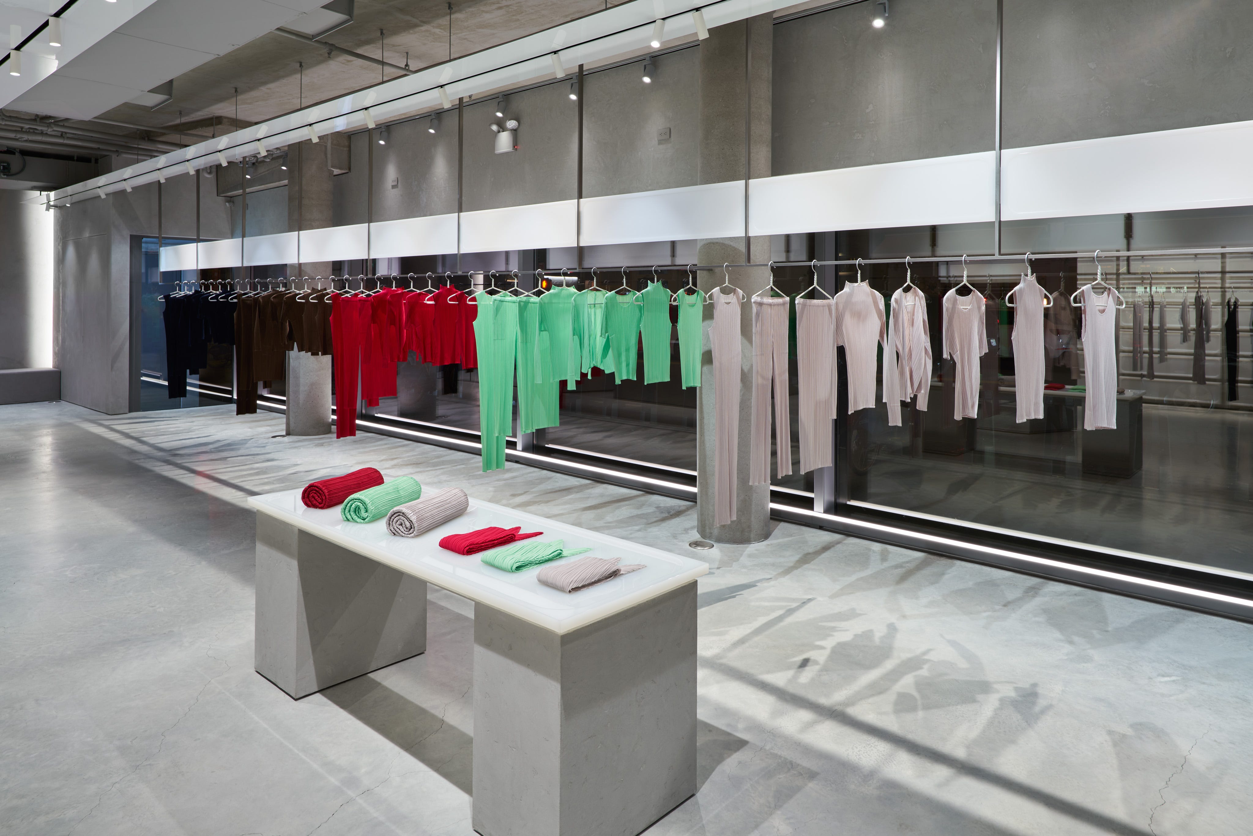 A Full Circle Pleats Please Moment - by Diana Tsui