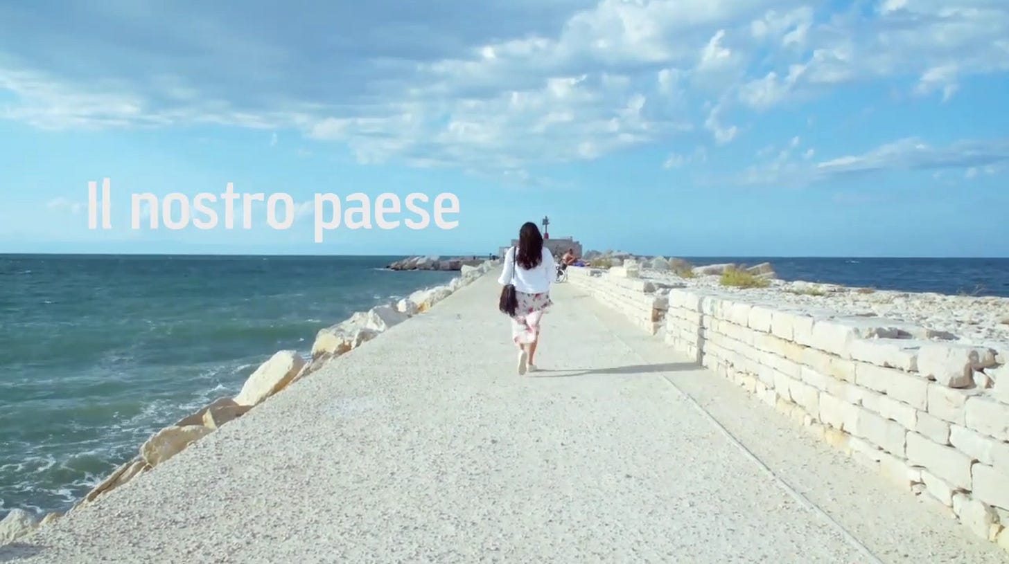 "Il nostro paese" è disponibile gratuitamente su Raiplay