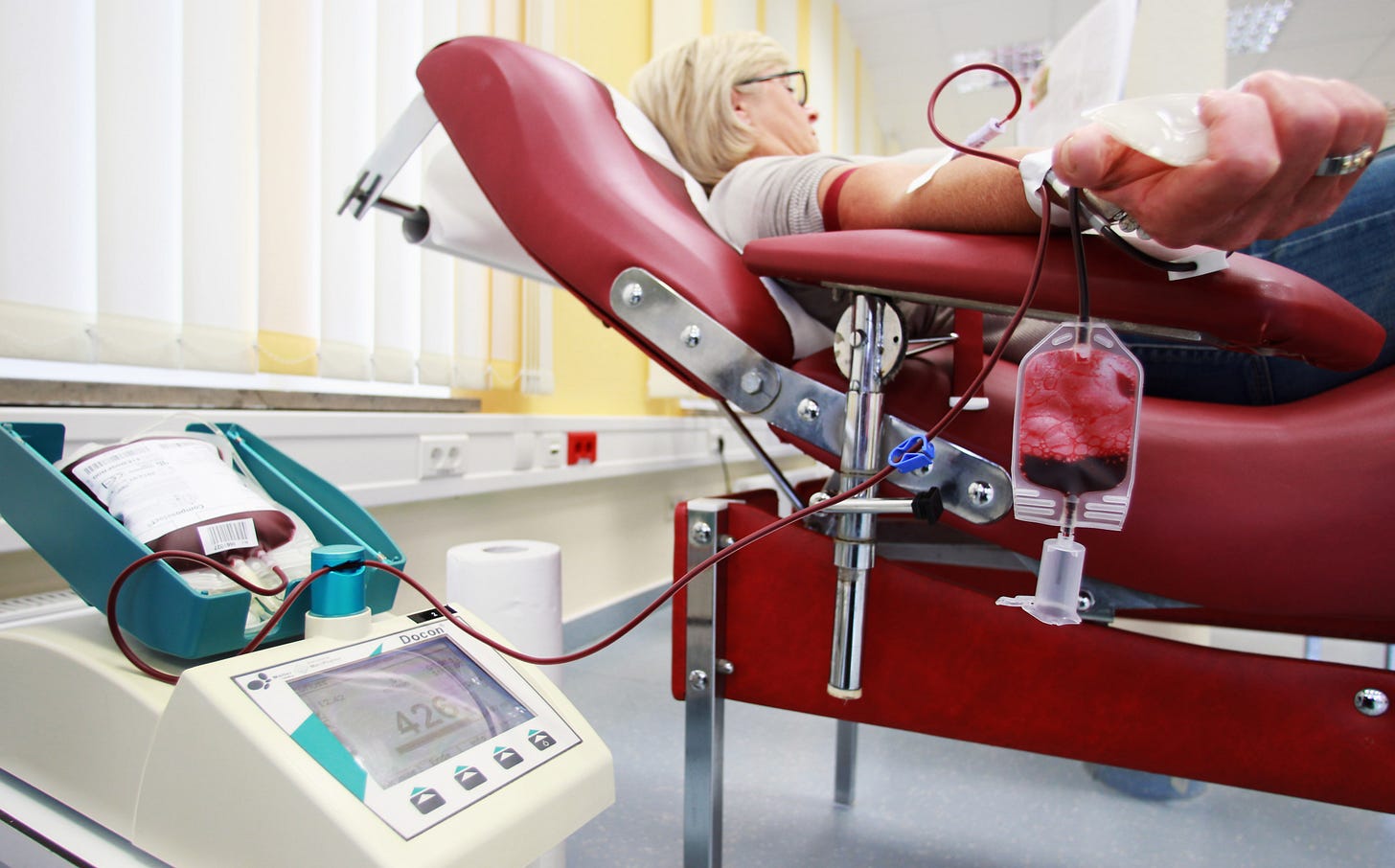 West Van residents get ready to roll up sleeves for blood donor clinic - North Shore News West Van residents get ready to roll up sleeves for blood donor clinic - North Shore News