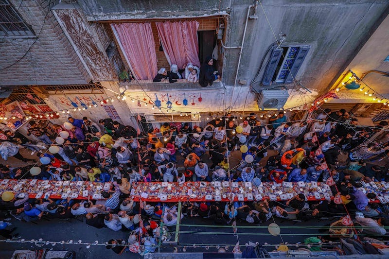 At Egypt's largest iftar, 5,000 gather in Matareya to break Ramadan fast