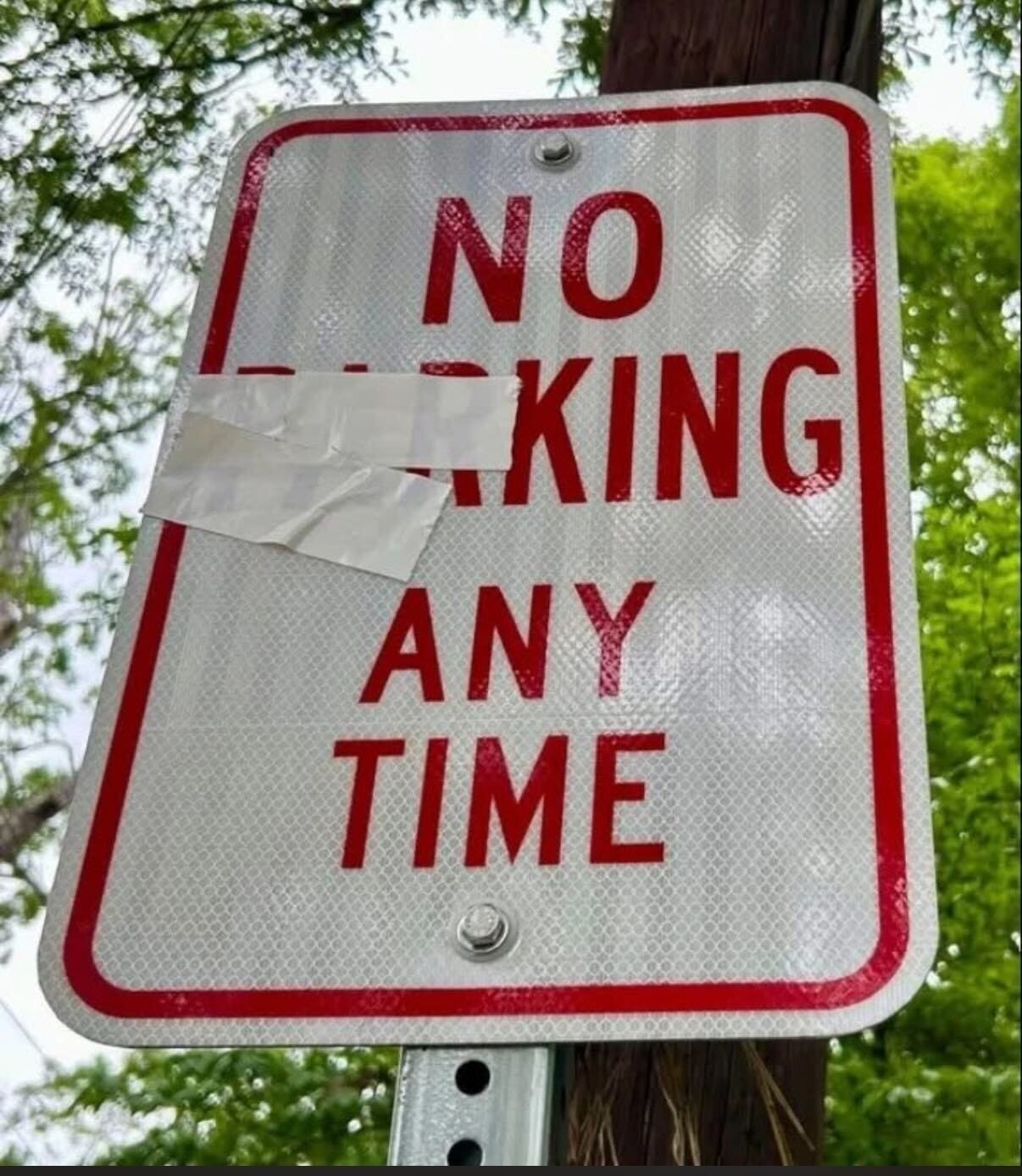 May be an image of text that says 'NO KING ANY TIME' May be an image of text that says 'NO KING ANY TIME'